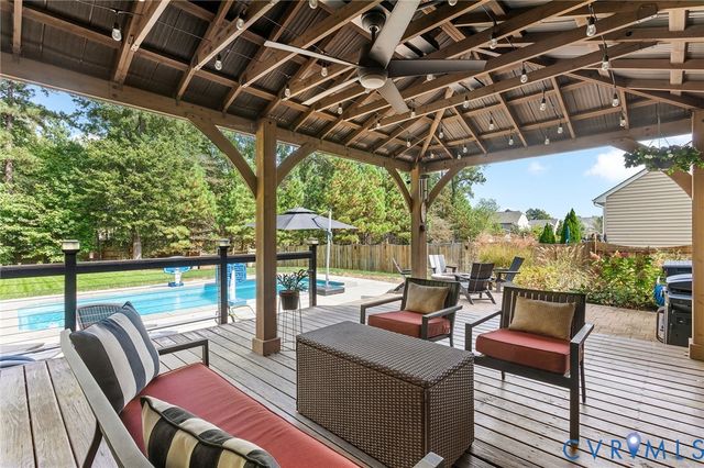 10744 Providence Park Dr, Ashland, VA 23005