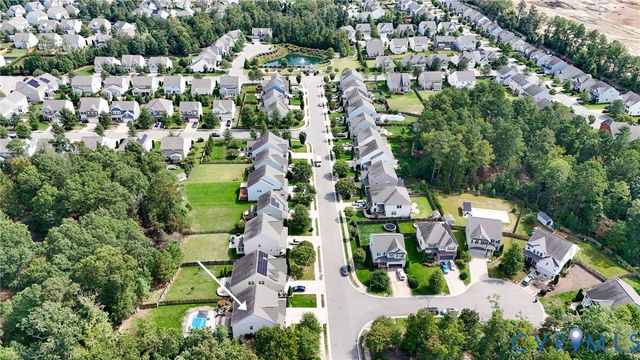 10744 Providence Park Dr, Ashland, VA 23005