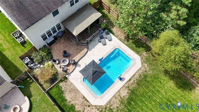 10744 Providence Park Dr, Ashland, VA 23005