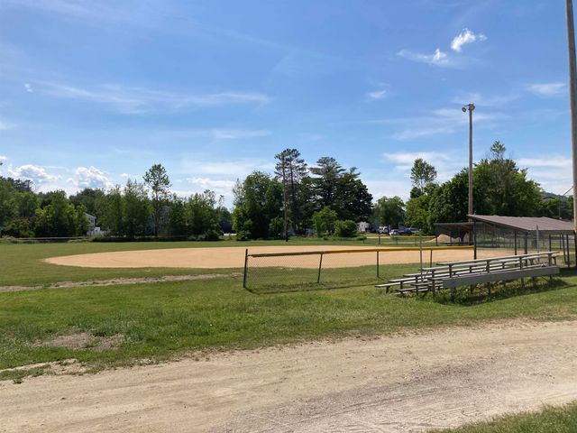 1011 US Route 4, Canaan, NH 03741