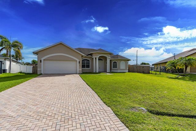 2301 SW Vale, Port St. Lucie, FL 34953
