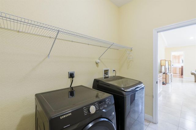 2301 SW Vale, Port St. Lucie, FL 34953