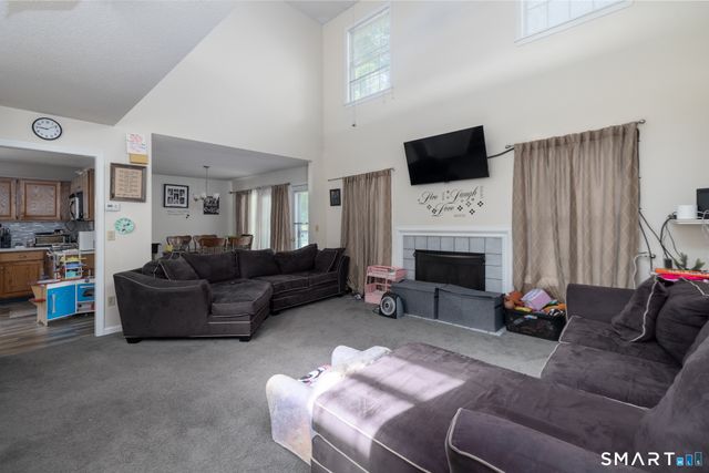 205 Oakbrook Lane, Torrington, CT 06790