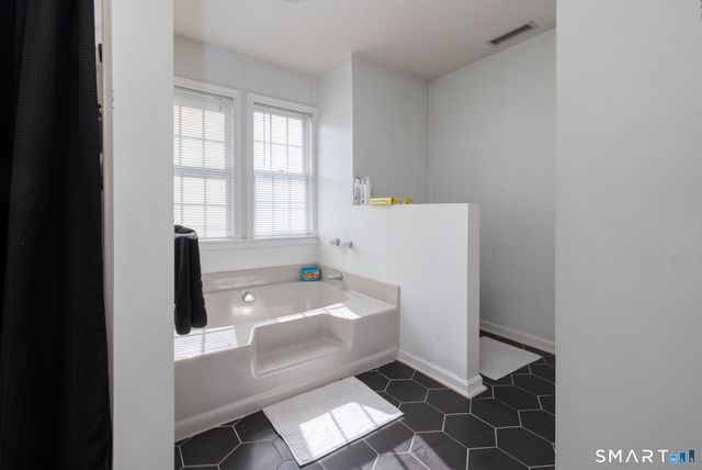 205 Oakbrook Lane, Torrington, CT 06790