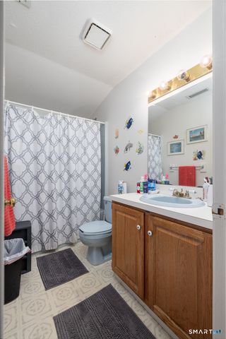 205 Oakbrook Lane, Torrington, CT 06790