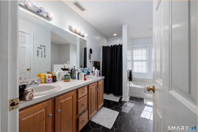 205 Oakbrook Lane, Torrington, CT 06790