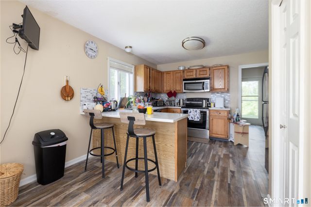 205 Oakbrook Lane, Torrington, CT 06790