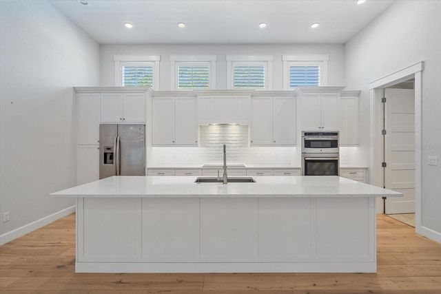 2436 ARLINGTON STREET, Sarasota, FL 34239