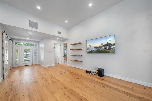 2436 ARLINGTON STREET, Sarasota, FL 34239