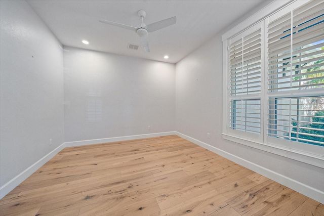 2436 ARLINGTON STREET, Sarasota, FL 34239