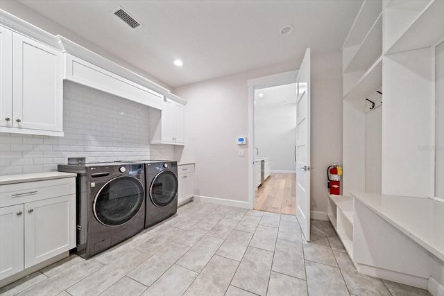 2436 ARLINGTON STREET, Sarasota, FL 34239