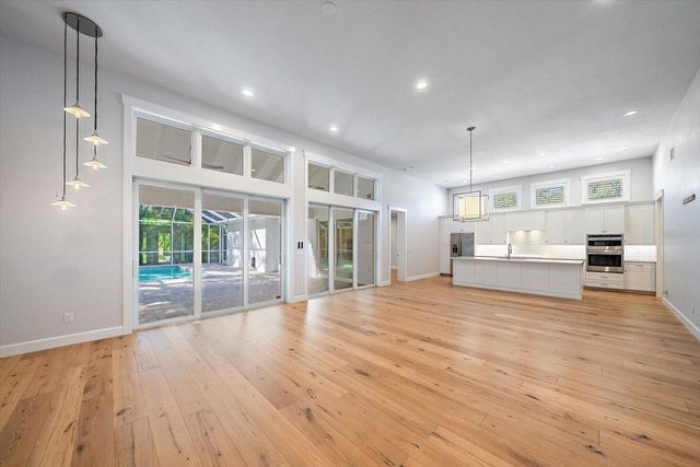 2436 ARLINGTON STREET, Sarasota, FL 34239