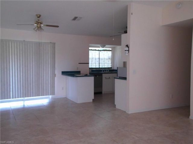 2916 9th ST W, Lehigh Acres, FL 33971