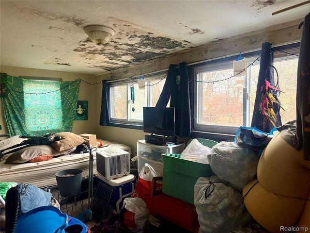 3313 Dallas Avenue, Warren, MI 48091