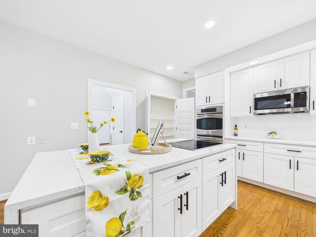 20409 BRIGHTWATER PL, Sterling, VA 20165