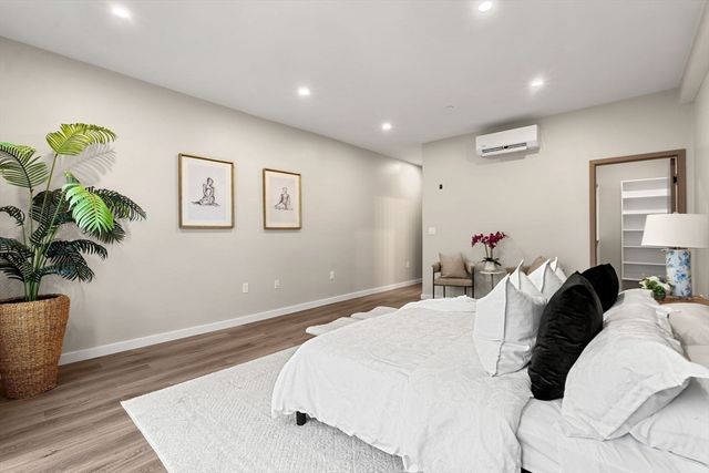 14 Schuyler 3, Boston, MA 02121