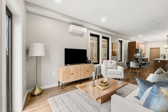 14 Schuyler 3, Boston, MA 02121