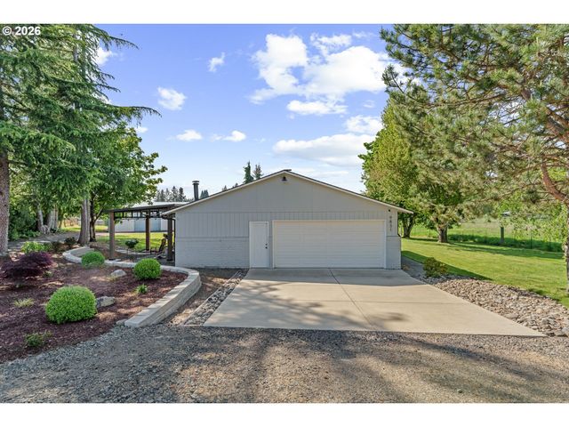 9831 MARQUAM Cir, Molalla, OR 97038