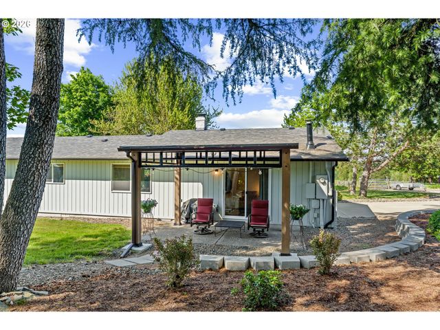 9831 MARQUAM Cir, Molalla, OR 97038