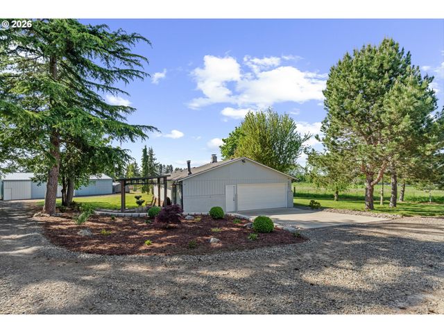 9831 MARQUAM Cir, Molalla, OR 97038