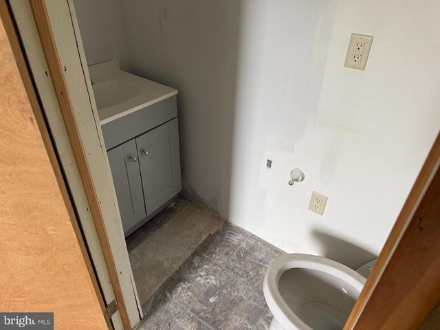 912 LOCUST ST, Columbia, PA 17512
