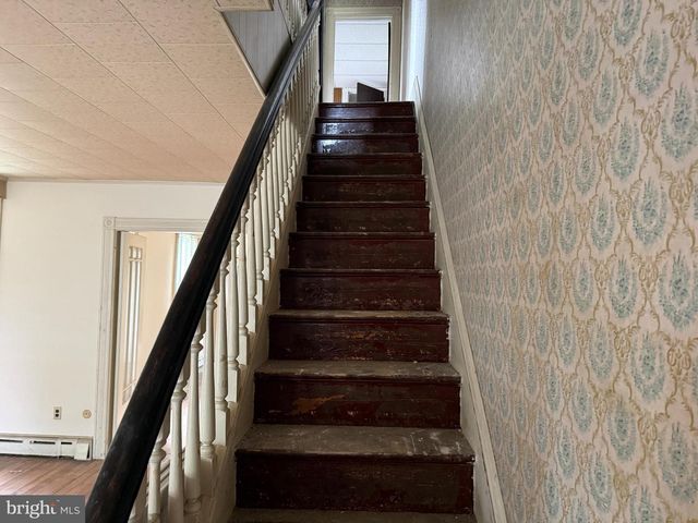 912 LOCUST ST, Columbia, PA 17512