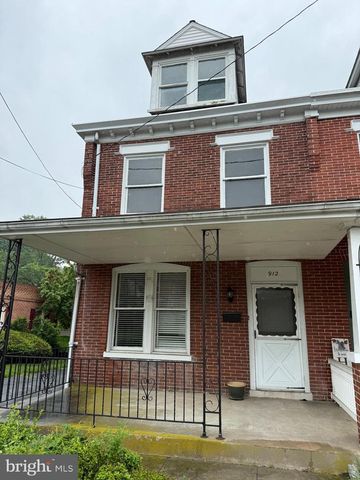 912 LOCUST ST, Columbia, PA 17512