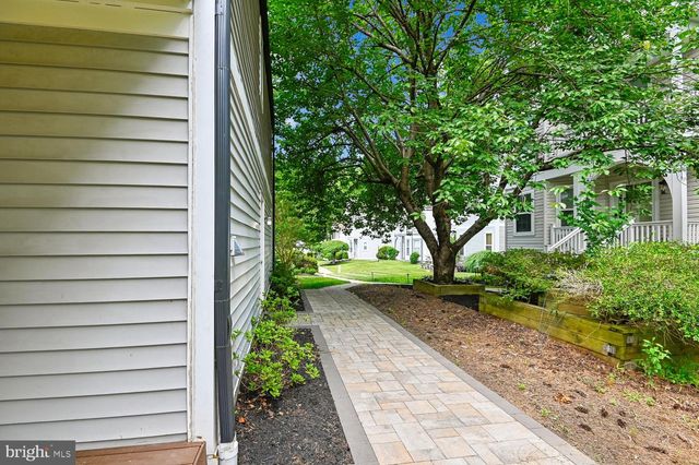7236 RIDING HOOD CIR SE, Columbia, MD 21045