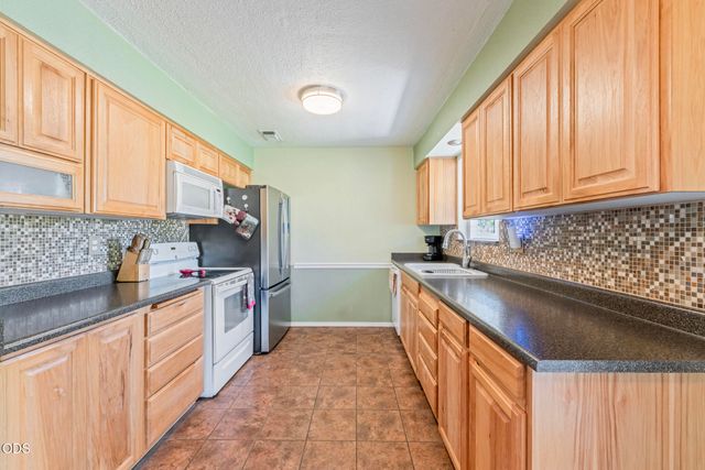2539 Lotus Lane, Central Point, OR 97502