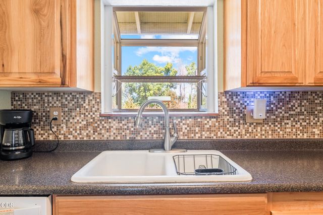2539 Lotus Lane, Central Point, OR 97502