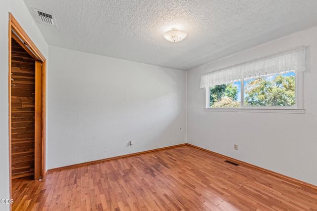 2539 Lotus Lane, Central Point, OR 97502