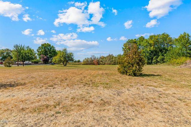 2539 Lotus Lane, Central Point, OR 97502