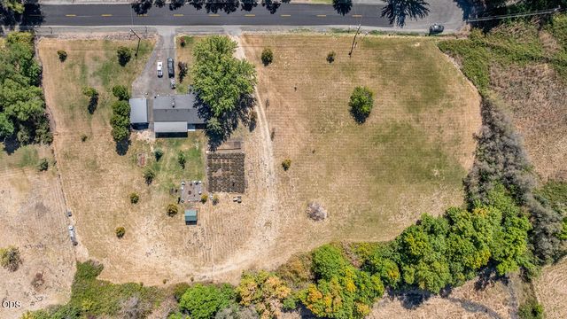 2539 Lotus Lane, Central Point, OR 97502