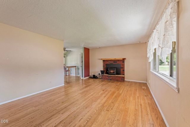 2539 Lotus Lane, Central Point, OR 97502