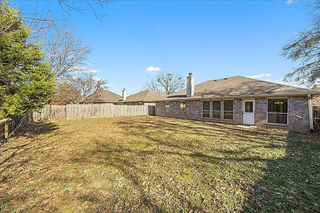 334 River Oaks Lane, Canton, TX 75103
