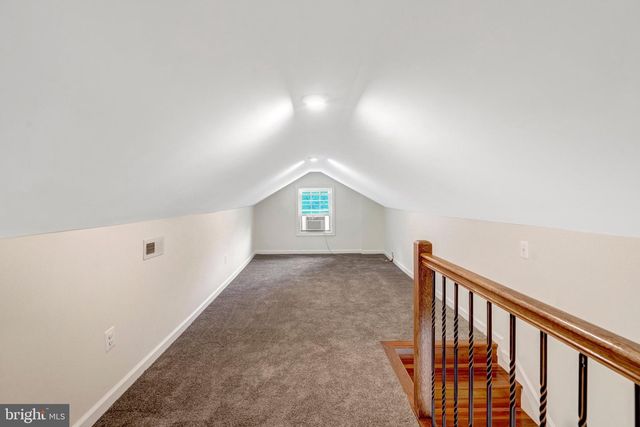 11520 POPES HEAD RD, Fairfax, VA 22030