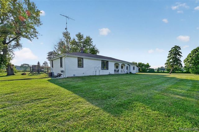7369 N Webster Road, Mount Morris, MI 48458