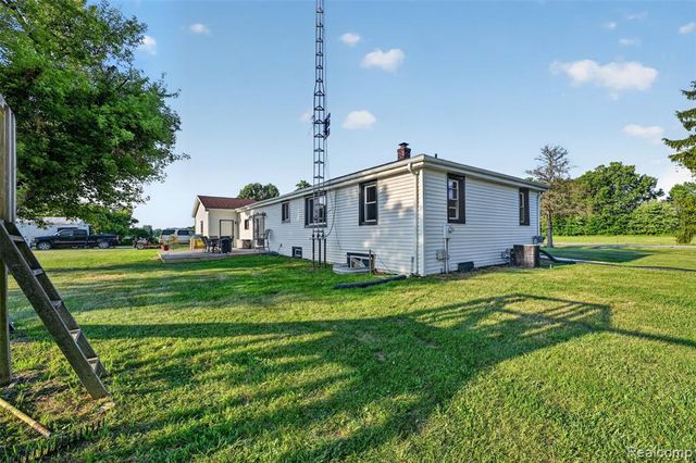 7369 N Webster Road, Mount Morris, MI 48458