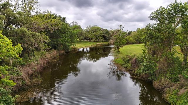 1207 Mill Road, Angleton, TX 77515