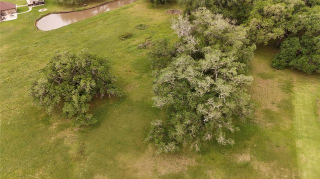 1207 Mill Road, Angleton, TX 77515