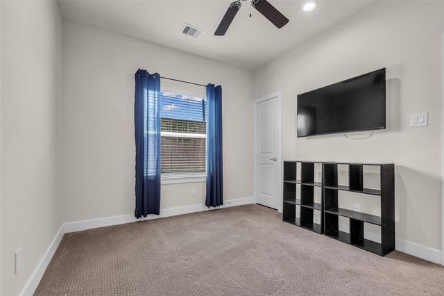 144 Knightsbridge Park Lane, Houston, TX 77018