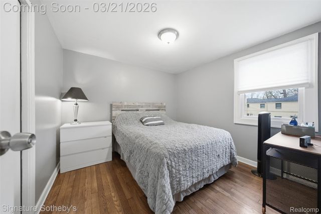 1985 Graefield Road, Birmingham, MI 48009