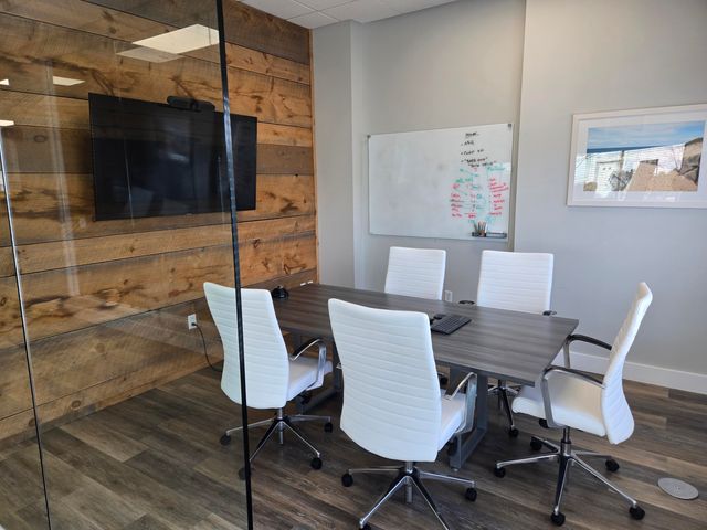 68 Center Street STE 17, Hyannis, MA 02601