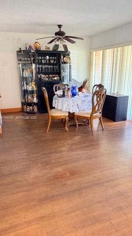1100 NE 110th St, Miami, FL 33161