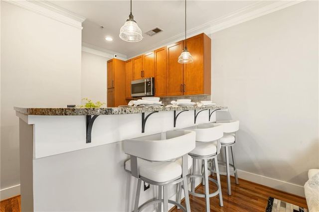 221 Semel NW Circle 255, Atlanta, GA 30309