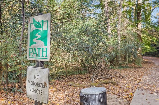 221 Semel NW Circle 255, Atlanta, GA 30309