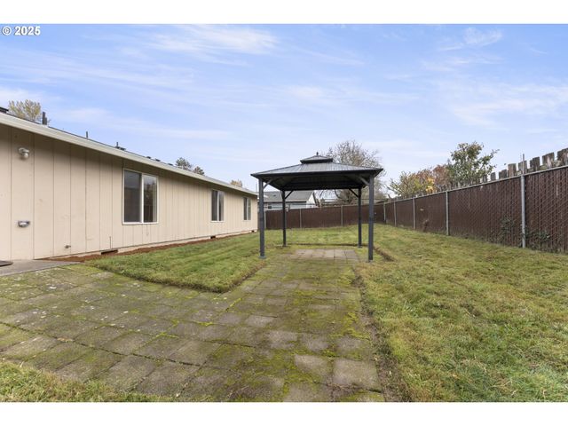 1530 Se 5TH St, Gresham, OR 97080