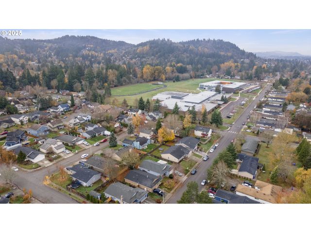 1530 Se 5TH St, Gresham, OR 97080