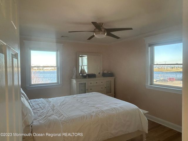 300 Deal Lake Drive 9, Asbury Park, NJ 07712