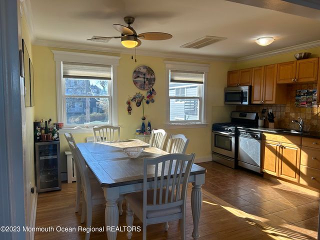 300 Deal Lake Drive 9, Asbury Park, NJ 07712